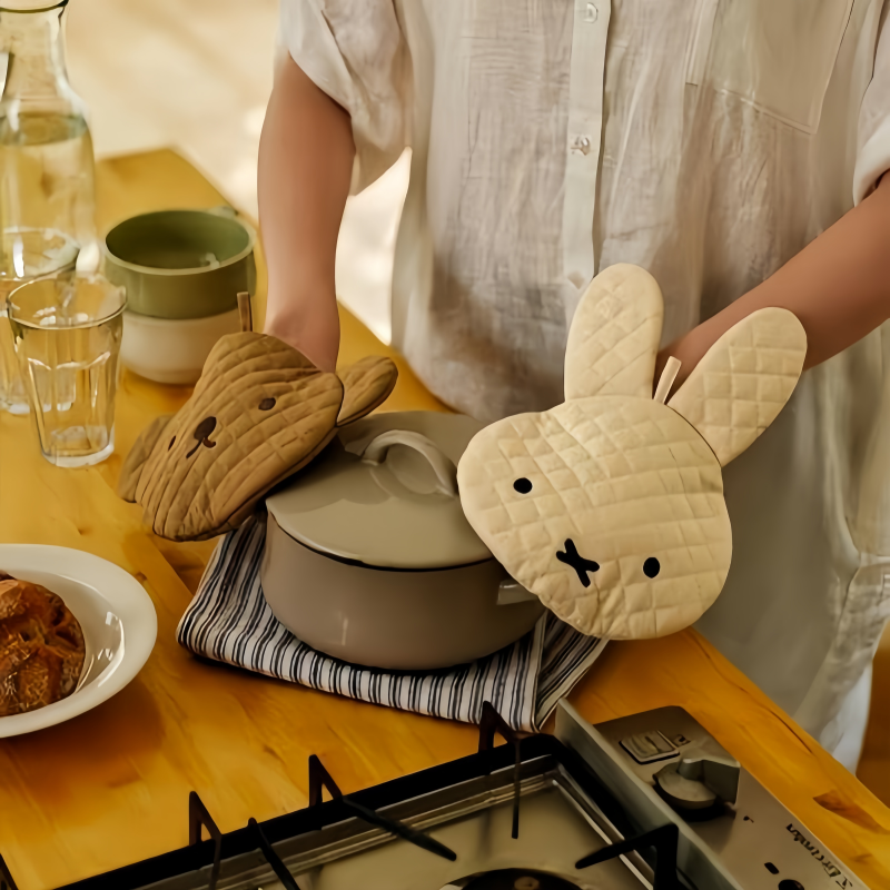 Kawaii Miffy Insulated Kitchen - Heat Resistant Glove recensione e prezzo