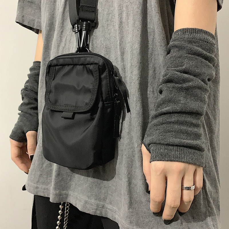 Women Long Sleeve Gothic Strip - Fingerless Glove Knit recensione e prezzo